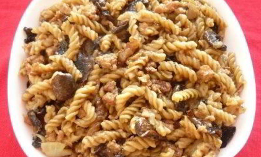 Рецепт пасты с вешенками и курицей