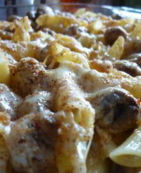 Пенне, запеченные в сливочно-грибном соусе