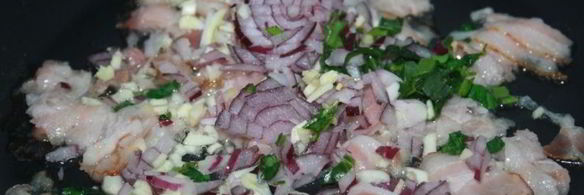 сицилийская паста с цветной капустой, беконом и шпинатом