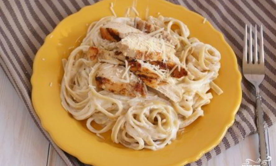 Рецепт спагетти с курицей в сливочном соусе