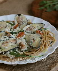 Спагетти с мидиями в сливочном соусе