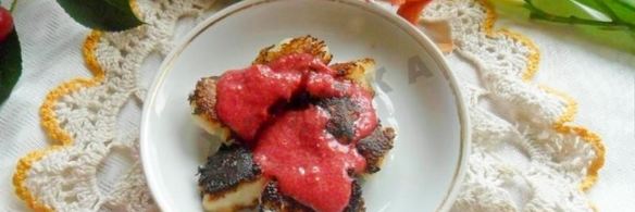 манные клецки с вишневым соусом