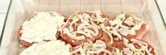 мясо по-французски с помидорами