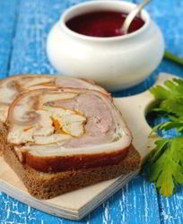 Фаршированная рулька в духовке