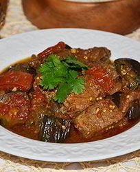 Говядина с баклажанами в мультиварке