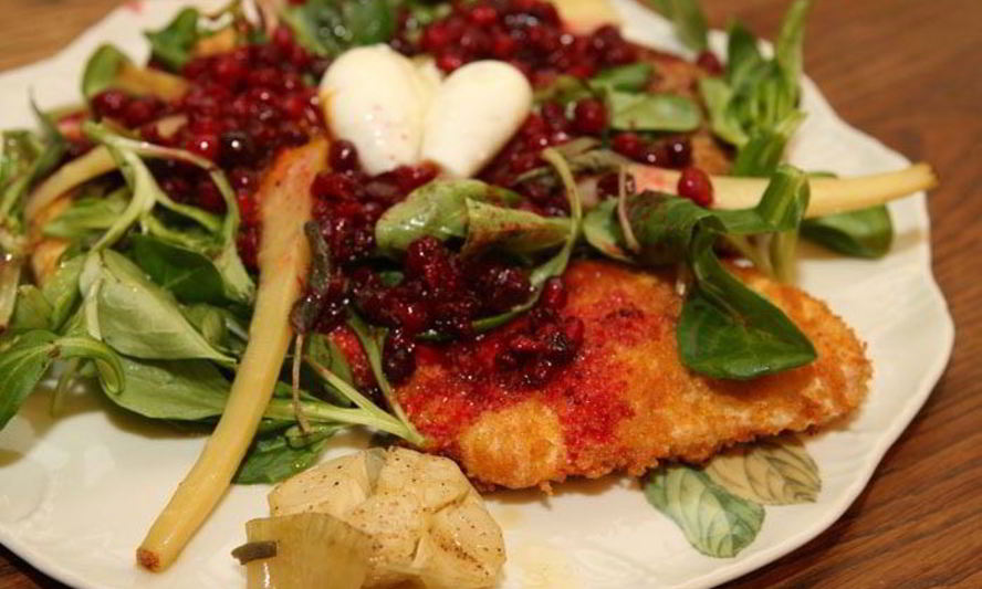 Рецепт индейки с пастернаком и клюквенным соусом