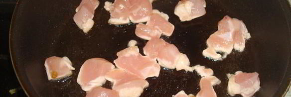 куриная грудка тушеная в овощах