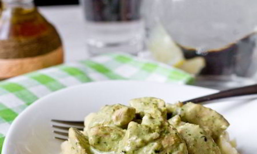 Рецепт куриного филе в сливках с базиликовым песто