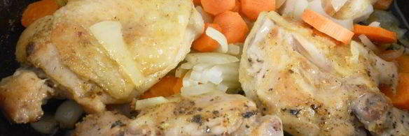 куриные бедрышки тушеные в сметане