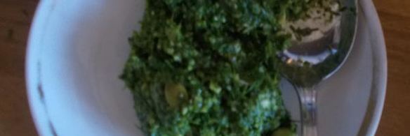 куриные голени в беконе под клюквенным соусом