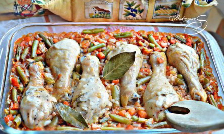 Рецепт куриных голеней, запеченных с рисом и овощами