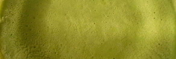 курица, фаршированная блинами с изюмом