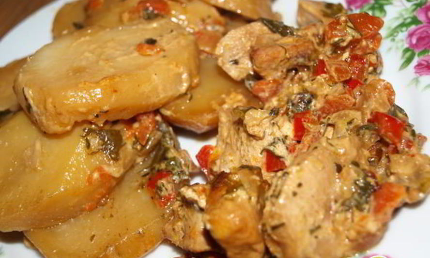 Рецепт курицы под сливочным соусом в мультиварке