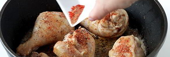 курица в сметане с паприкой