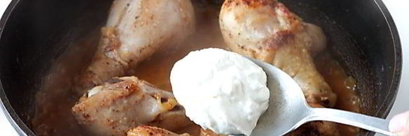 курица в сметане с паприкой