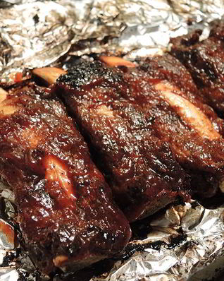 Мясо маринованное, запеченное в фольге