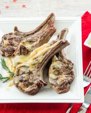 Отбивные из баранины с горчичным соусом