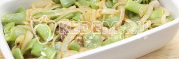 отбивные из говядины томленые с луком и фасолью