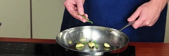 ростбиф с острым горчичным соусом