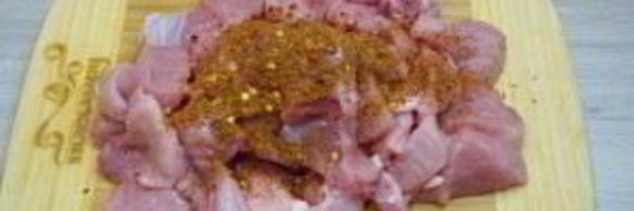 свинина кусочками в соусе