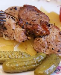 Свинина с картофелем запеченная в рукаве