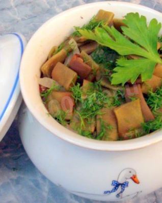 Свинина с картошкой в горшочках по-тбилисски