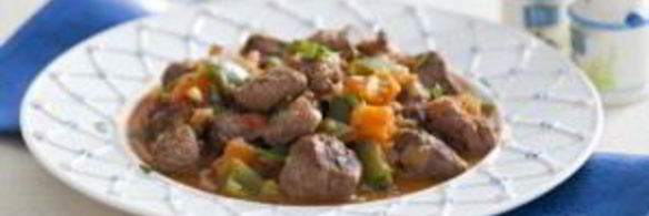 свинина с овощами, тушеная в мультиварке