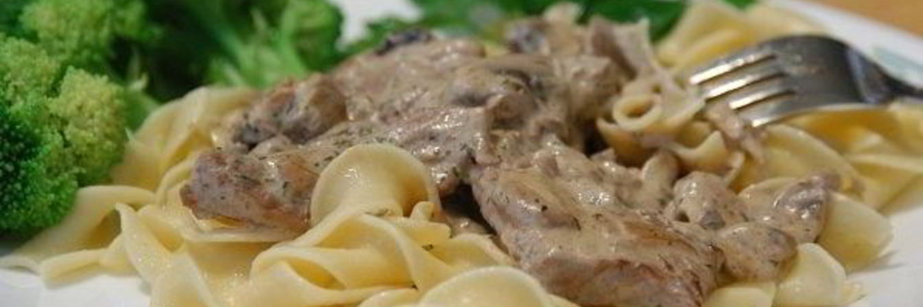 Телятина в сметанном соусе