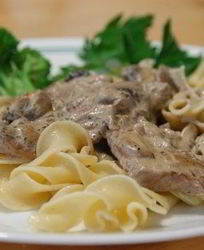 Телятина в сметанном соусе