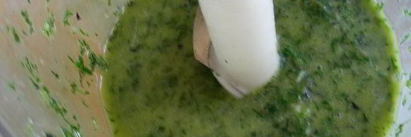 запеченный лосось с травами и кускусом