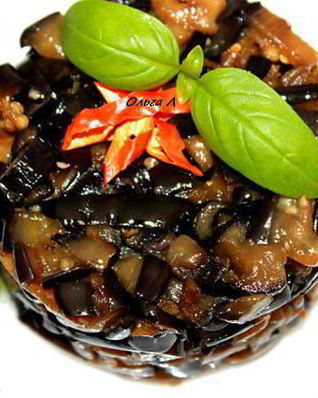 Баклажаны с базиликом по-тайски