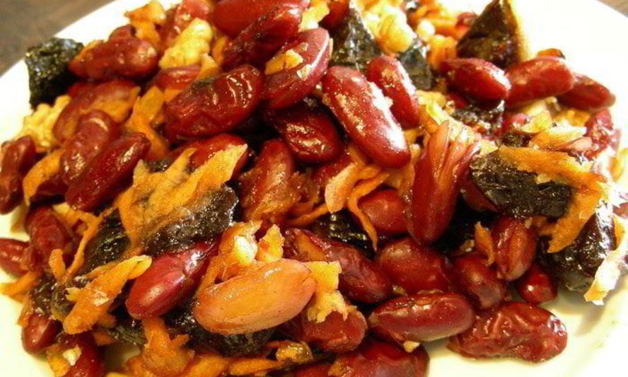 Рецепт фасоли с морковью, черносливом и грецкими орехами