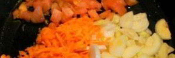 кабачки, тушенные с луком