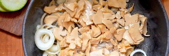 кабачки жаренные с грибами