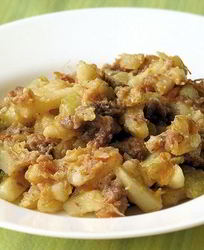 Картошка с тушенкой в мультиварке