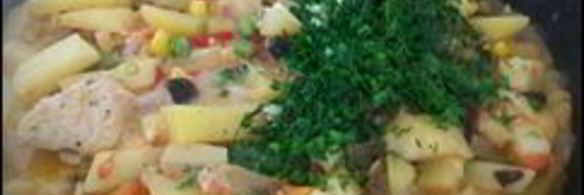 картошка тушеная с индейкой и овощами