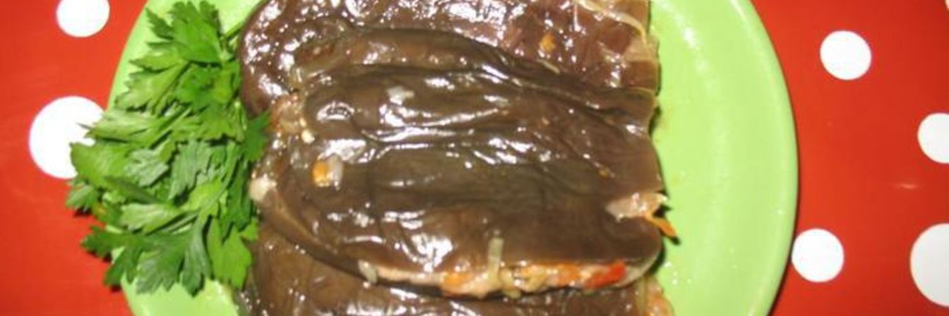 Квашеные баклажаны, фаршированные овощами