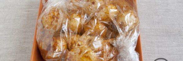 молодой картофель запеченный в рукаве