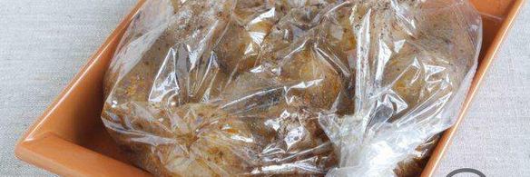 молодой картофель запеченный в рукаве