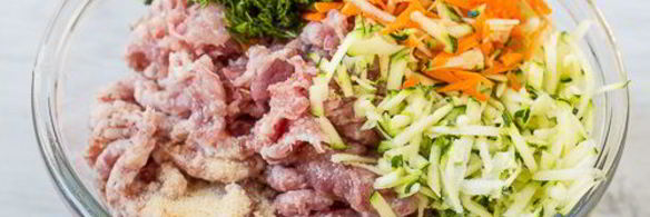 печеный перец, фаршированный курицей и овощами