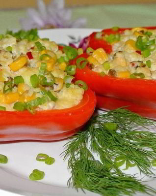 Перец, фаршированный пшеном и сыром