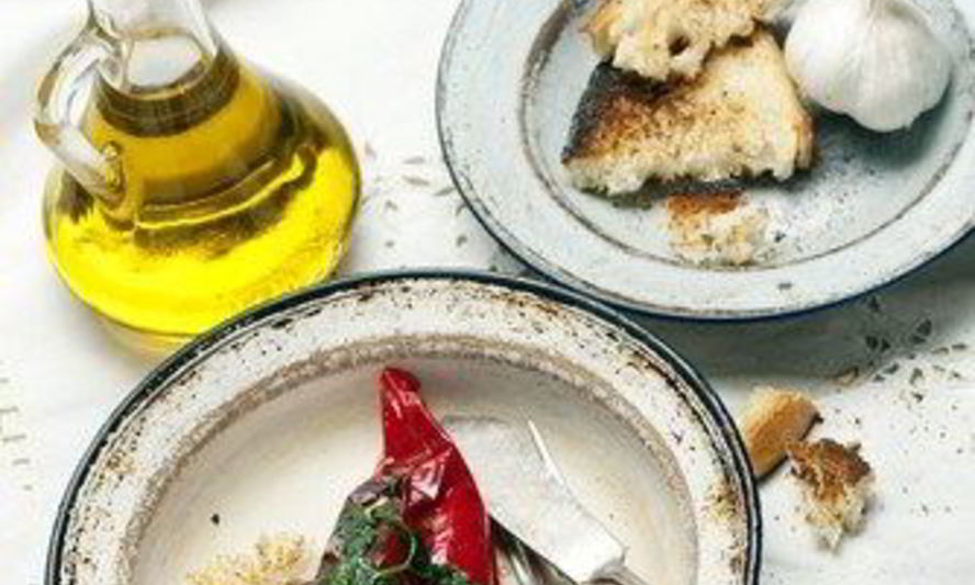 Рецепт перцев, фаршированных проволоне с майораном