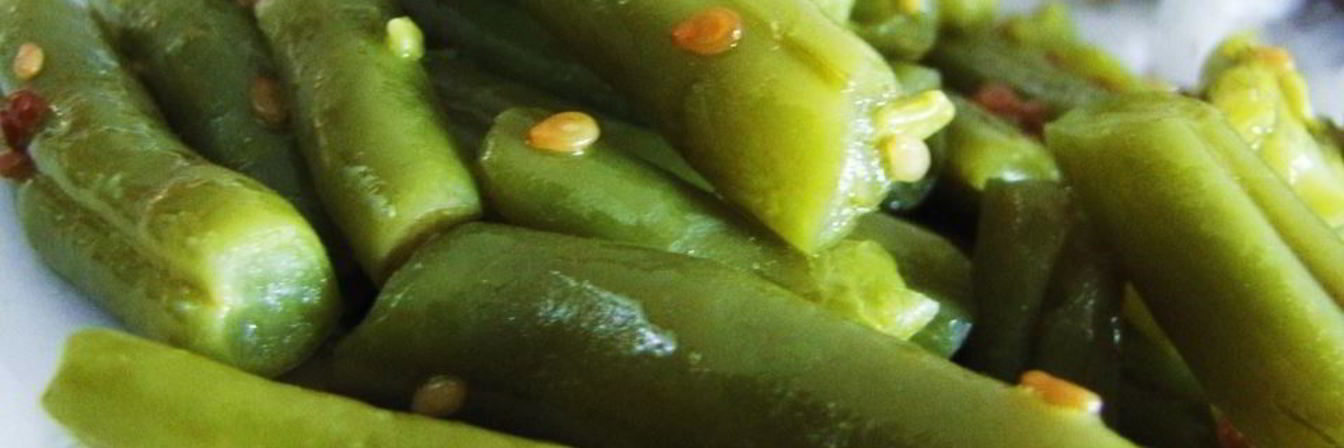 Стручковая фасоль с кунжутом