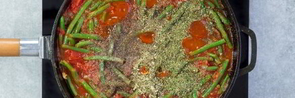 стручковая фасоль в томатном соусе