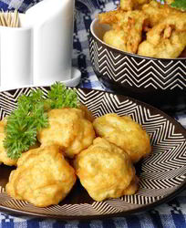 Цветная капуста в кляре с сыром