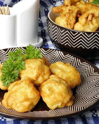 Цветная капуста в кляре с сыром