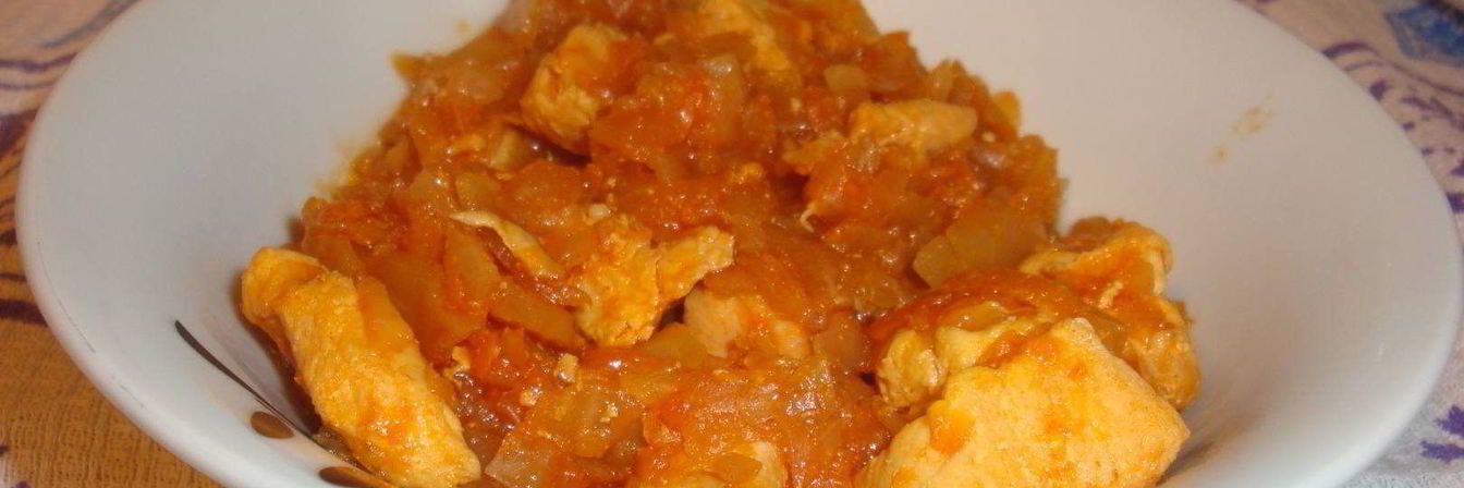 Тушеная капуста с индейкой в мультиварке