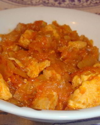 Тушеная капуста с индейкой в мультиварке