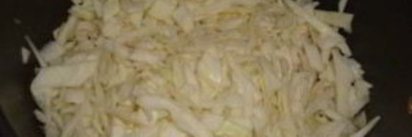 тушеная капуста с индейкой в мультиварке