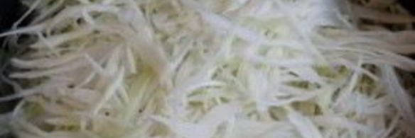 тушеная капуста со свининой в мультиварке поларис